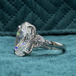 Magnifique bague en diamant ovale de 7,56 carats cultivé en laboratoire en platine PT950 pour femmes - Product Image 3
