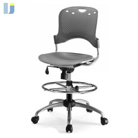 Tabouret de bureau ergonomique moderne pivotant avec repose-pieds, structure en acier et plastique, vérin à gaz, dossier solide, hauteur réglable