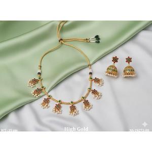 Joyería Artificial Artesanal de Alta Gama con Detalles Finos, Acabado de Calidad de Exportación, Colección Moderna Lista para Boutique y Comercio Electrónico - Product Image 4