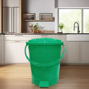 Heavy Duty Plastic Pedal <b>Dustbin</b> with Lid | Hands-Free Foot Pedal Garbage Bin for Indoor & <b>Outdoor</b> Use - Product Image 5