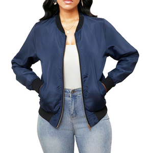 Chaqueta Universitaria de Satén para Mujer, Hecha a Medida, de Alta Calidad, con Logotipo Personalizado, Chaqueta de Satén Bordada de Alta Calidad para Mujer - Product Image 4