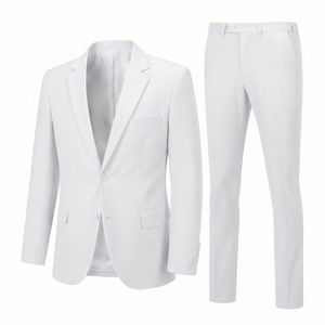 Traje de Hombre de 3 Piezas en Gris Claro, Corte Entallado, Blazer, Chaleco y Pantalones Formales para Boda, Oficina o Negocios - Product Image 2