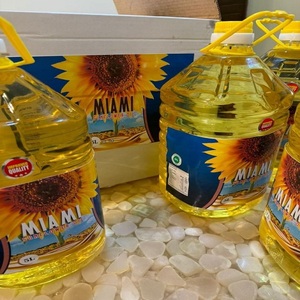 Huile de tournesol raffinée pour les chaînes d'approvisionnement alimentaire internationales, les restaurants, les entreprises de restauration et les fabricants recherchant une qualité constante - Product Image 1