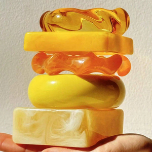 Pulsera artesanal de resina, brazaletes de moda para mujer, pulsera acrílica colorida de la India a buen precio - Product Image 1