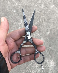 Ciseaux de barbier professionnels en acier inoxydable à lame tranchante, outils de coupe légers de haute qualité - Product Image 4