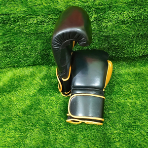 Guantes de Boxeo Profesionales Personalizados al por Mayor con Logotipo, Fabricados en Pakistán con Cuero Sintético PU Impreso - Product Image 6