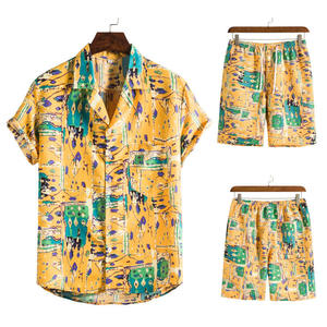 Ensemble de vêtements de plage en gros : chemise et short imprimés tropicaux pour l'été – Tenue de vacances assortie - Product Image 1