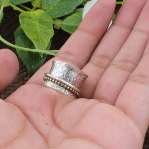 Wholesale Women's 925 Sterling Silver Mixed Metal Amethyst <b>Spinner</b> <b>Ring</b> Floral Embossed Base Beaded Brass Double Band Anti Party - Product Image 1
