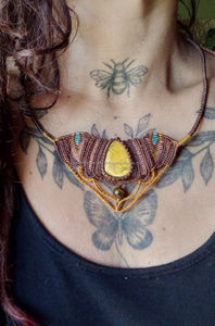 Collar bordado con cuentas hechas a mano de primera calidad Cuentas de vidrio brillantes y diseño elegante para compradores conscientes de la moda - Product Image 3