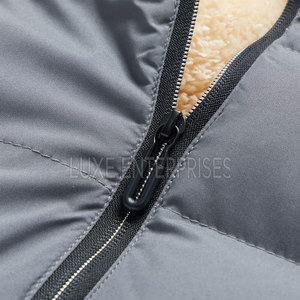 Service OEM : Créez votre propre gilet matelassé court imperméable pour homme, vêtement d'extérieur décontracté en coton mélangé de haute qualité - Product Image 6