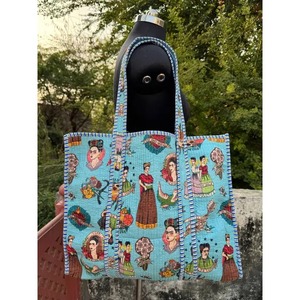 Sac fourre-tout matelassé en coton à imprimé floral fait main |   Sac de marché écologique - Product Image 5