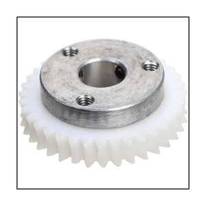 310.053.03 PIÈCES DE MACHINE À COUDRE DOMESTIQUE À CAME À ENGRENAGES FABRIQUÉES À TAIWAN - Product Image 1