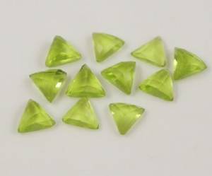 Peridoto natural de calidad, corte rosa, gema suelta facetada de calidad, para la elaboración de joyas. - Product Image 6