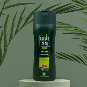 Champú Herbal Orgánico de Alta Calidad, Fórmula Botánica, Hidratación Profunda para Cuero Cabelludo Seco, Reparación Natural del Cabello - Product Image 1