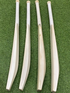 Bâtons de cricket en saule anglais laminé à manche court - Product Image 2