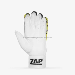 Guantes de bateo de cricket ZAP Feather Lite de comodidad superior y protección, ideales para jugadores de cricket profesionales a los mejores precios - Product Image 3