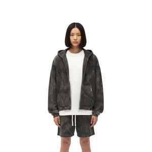 Ensemble sweat à capuche zippé et short vintage en 100 % coton, impression entièrement personnalisée, idéal pour un look décontracté ou streetwear, unisexe. - Product Image 4