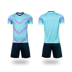 Ensemble de maillots de football personnalisés pour hommes, dégradé turquoise-violet, col en V, manches courtes, respirant, anti-transpiration, polyester, coupe ajustée, été - Product Image 1
