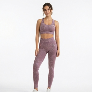 Conjunto Deportivo para Mujer Color Malva con Efecto Desgastado, Bra Deportivo y Leggings de Cintura Alta para Yoga, Gimnasio, Fitness y Ejercicio - Product Image 2