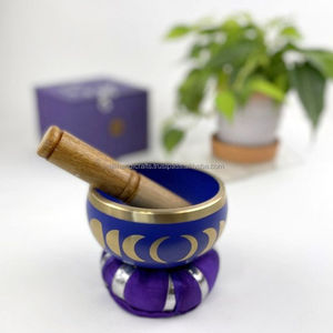 Bol chantant tibétain blanc avec motif Yin Yang et Lotus dorés, gong en bronze pour la méditation, le yoga et la pratique spirituelle - Product Image 4