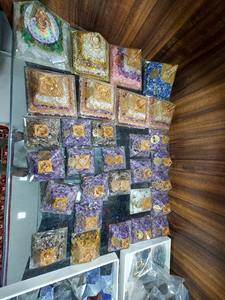 พีระมิดออร์โกไนต์เจ็ดจักระขายดีอันดับต้นๆ พีระมิดทำมือจากอัญมณีสำหรับตกแต่งบ้าน พลังงานบำบัด คริสตัลและหิน - Product Image 5