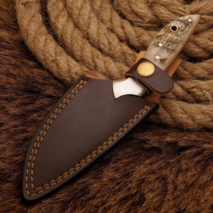 Couteau de chasse artisanal sur mesure, lame en acier inoxydable à pointe tombante, manche en corne avec étui en cuir, qualité industrielle - Product Image 6