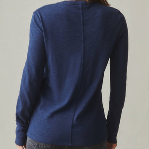 เสื้อยืดลำลองคอกลมแขนยาวทรงเข้ารูปสำหรับผู้หญิง ผ้าฝ้าย 100% ประดับกระดุม - Product Image 4