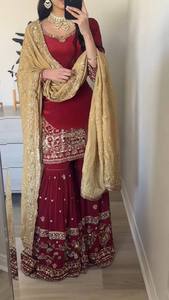 Traje Sharara de Georgette Sintético Pesado con Bordado de Lentejuelas de 5mm y Dupatta para Mujer, Estilo Étnico Indio - Product Image 1