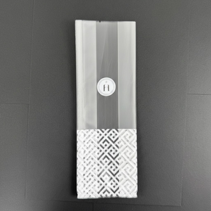 Sac en film laminé conçu pour un emballage sécurisé des produits avec une protection multicouche et une fermeture robuste - Product Image 3