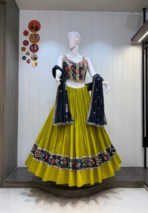 <b>Women</b> <b>Lehenga</b> Choli Set Pure Cotton Embroidered Reversible Festive Outfit Wedding and Diwali Wear - Product Image 3