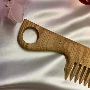 Handmade 100% Natural Green Sandalwood Hair <b>Comb</b> <b>Wide</b> Tooth Wooden <b>Comb</b> for Curly Hair for Home Use Natural Crafts - Product Image 5