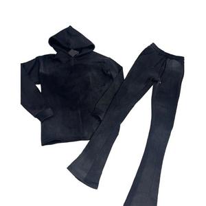 Conjunto Deportivo Informal Personalizado al por Mayor para Hombre, Sudadera con Capucha Lisa |   Conjunto de Pantalones Deportivos Ligeros de Poliéster/Algodón con Bordado Desgastado |   MOQ bajo - Product Image 3