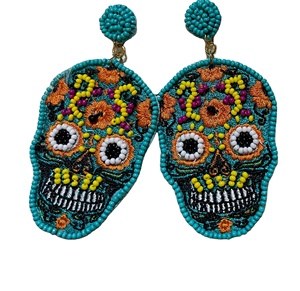 Boucles d'oreilles crâne perlées en solde – Boucles d'oreilles multi-perles pour femme, bijoux de fête au meilleur prix - Product Image 1