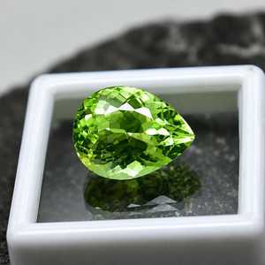 Piedra preciosa de peridoto con corte en forma de pera, verde brillante, certificada, piedra suelta, cristal natural para la fabricación de joyas. - Product Image 4
