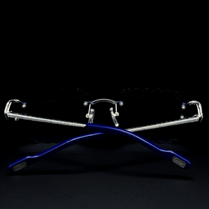 Gafas con diseño de triple puente cruzado y cadena cubana, con moissanita que pasa la prueba del diamante, estilo Hip Hop, con cristales blancos helados UV400, regalo, venta al por mayor - Product Image 4