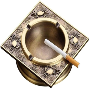 Cendrier circulaire profond en chrome poli avec trois supports à cigarettes crantés, disponible à prix de gros. - Product Image 3