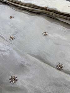 Tela Premium Transpirable de Secado Rápido, Ecológica, Estampada, Tejida en Viscosa Cosmos, con Cuentas Originales Bordadas, Khushi - Product Image 2