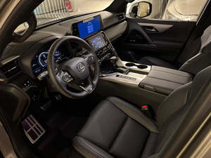 เล็กซัส LX600 F Sport 2026 7 ที่นั่ง รุ่น EU พวงมาลัยซ้าย รถ SUV ระดับพรีเมียมหรูหรา รุ่นส่งออก - Product Image 4
