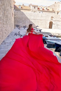 Robe longue de soirée en satin de soie pour femme, style créateur, avec traîne fluide, haute couture, pour séance photo - Product Image 5
