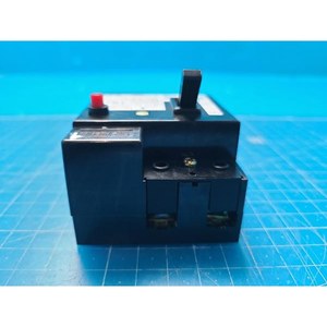 Disjoncteur différentiel Fuji EG32A 15A d'occasion – Pièces détachées d'équipement semi-conducteur de la génération précédente - Product Image 1