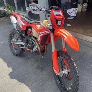 Bonne Offre 2024 500 RS - Nouvelle Moto Dual Sport - Product Image 1