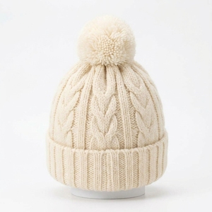 Bonnet en tricot crème pour homme, bonnet d'hiver à revers, unisexe, style streetwear, bonnet ajusté, logo personnalisé, accessoire de mode en gros - Product Image 2