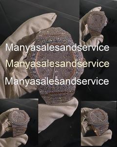 Montre à quartz pour homme avec cadran bicolore or, boîtier rond en moissanite et acier inoxydable, verre 10 bars, bracelet à fermoir, cadeau Inde - Product Image 2