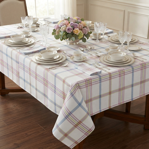 Nappe à carreaux rouge, verte et blanche, imprimée, tissée, lavable, 100% coton, durable, moderne, pour la cuisine - Product Image 2