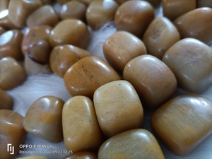หินอะเวนเจอรีนสีเหลืองธรรมชาติ ขัดเงา หินบำบัด พกพาสะดวก สำหรับการทำสมาธิ เรกิ ตกแต่งบ้าน ขายส่ง - Product Image 2