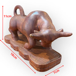 Estatua de Búfalo Moderna para Interiores, Exquisitamente Tallada en Madera de Sándalo - Product Image 6