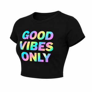 Top Corto con Estampado Gráfico para Mujer, Manga Corta, Cuello Redondo, Estilo Baby Tee, Letras Holográficas, Corte Ajustado, Blusa Informal de Verano, Sin Marca - Product Image 4