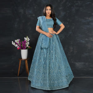 Conjunto de Lehenga Choli con bordado de lentejuelas en toda la prenda, falda acampanada de diseño, blusa elegante y dupatta, largo hasta el suelo, para graduación y baile de graduación - Product Image 1