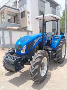Tractor Agrícola TT4.90 de 90 HP con Tracción en las 4 Ruedas, Tipo de Rueda con Componentes Centrales: Bomba, Motor y Caja de Cambios en Venta - Product Image 4