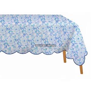 Mantel Rectangular con Borde Festoneado, Hecho a Mano con Estampado en Bloque, de la Mejor Calidad, Elegante para el Día a Día, Fácil de Mantener - Product Image 1